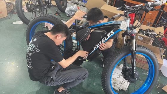 EU Warehouse Disc Brake 72V 2000W มอเตอร์หลังคู่ 23AH แบตเตอรี่ลิตยูม 26&quot;x4.0&quot; ไฟท์ไนด์จักรยานไฟฟ้า