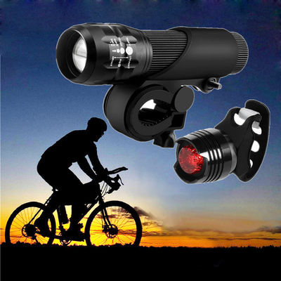 3 ใน 1 USB สามารถชาร์จได้ LED กันน้ํา Super Bright Zoom Headlight ไฟหลัง 50g น้ําหนัก