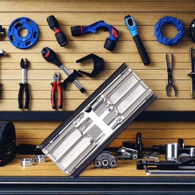 อัพเกรดจักรยานของคุณด้วยเซ็ทสกรูไดร์และกุญแจสกรีนสีเงินของเรา