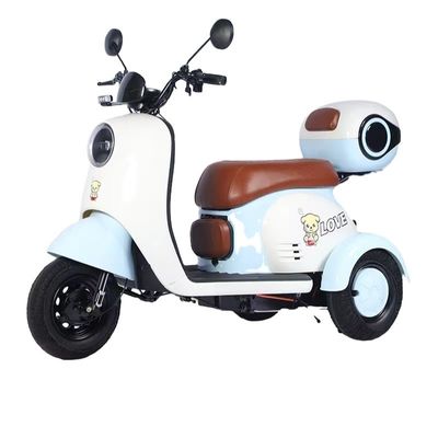 600W มอเตอร์พลังงาน 3 ล้อ รถสกูเตอร์สําหรับผู้ใหญ่