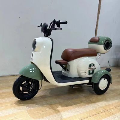 600W มอเตอร์พลังงาน 3 ล้อ รถสกูเตอร์สําหรับผู้ใหญ่